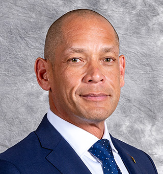 Ché Timmons